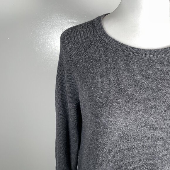 Banana Republic Charcoal Gray Crewneck Fine Tight Knit 3/4 Sleeve Sweater S - Picture 4 of 13